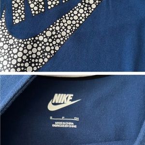 Nike sweatshirt